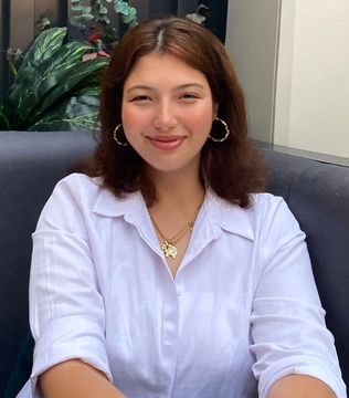 AYŞENUR DEMİR